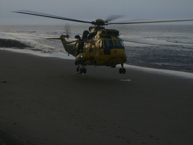 Sea King 128 takes off from beach at Redcar